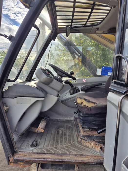 Telescopic caterpillar TH360 din 2005