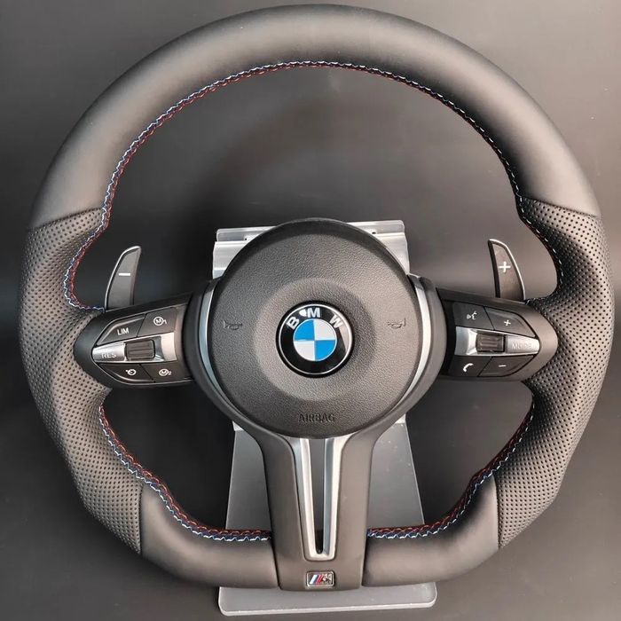 Новый руль BMW M Performance