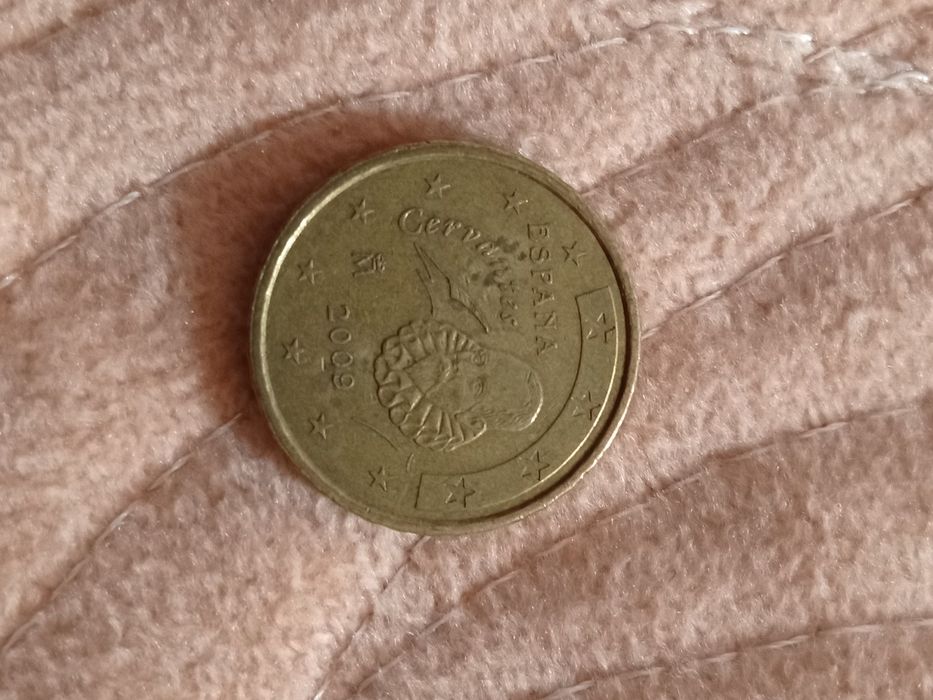 Продам монету 10 евро