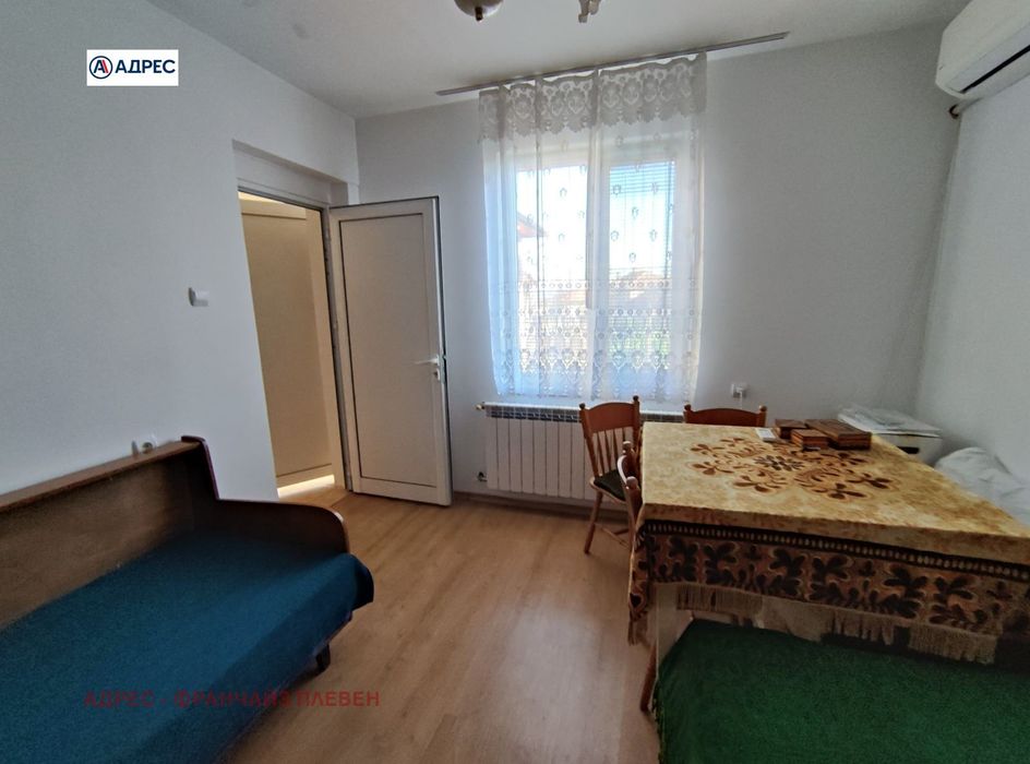 Продава се Къща в Славяново - 90 кв.м за 473 €/кв.м - Снимка #3