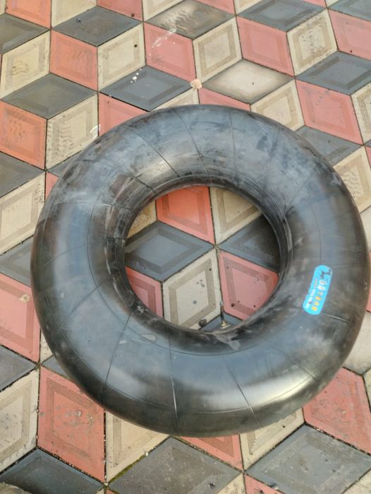 Продам камеры 8.25 R16