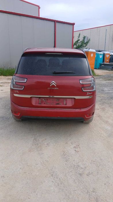 Ситроен Ц4 Гранд Пикасо , На части