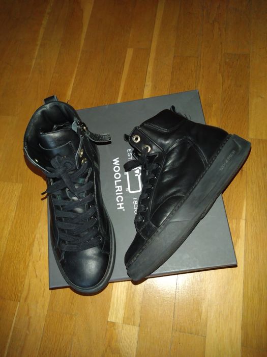 Спортни боти Woolrich