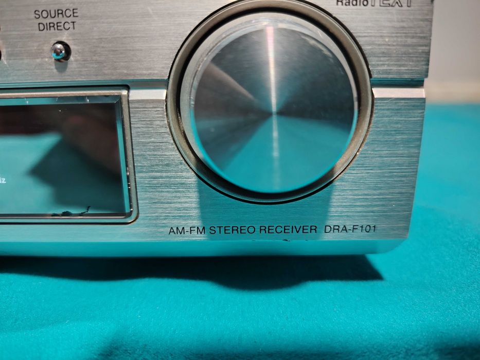 DENON, DRA-F101 receiver, DCD-F102 cd player, deckul este vândut, cu defecte.