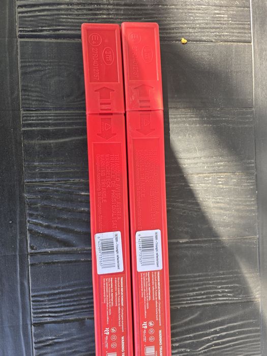 Set 2 triunghiuri reflectorizante auto