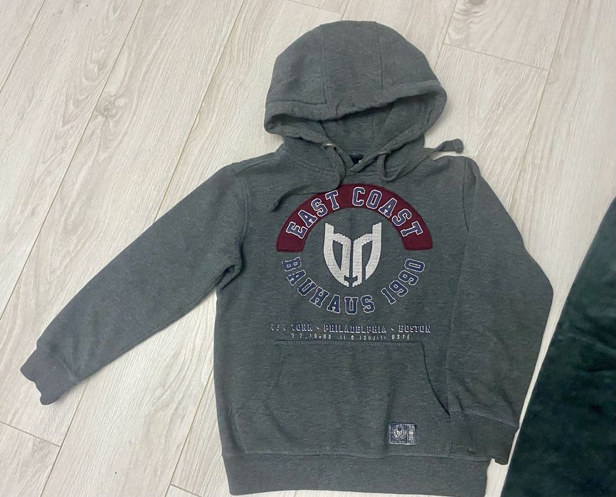 Hanorac si pantaloni catifea marimea 128