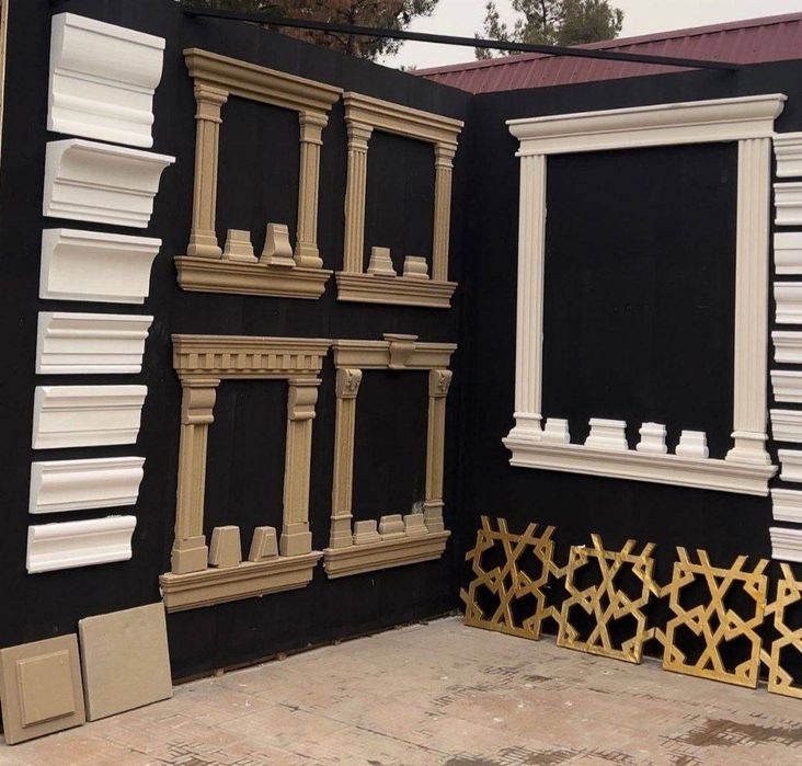 Фасадный декор из пенопласта.