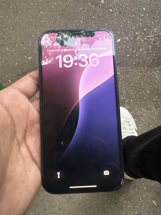 Айфон 12 продам