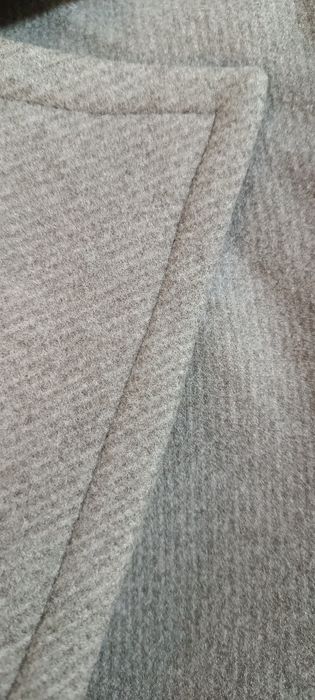 Продам пальто новое