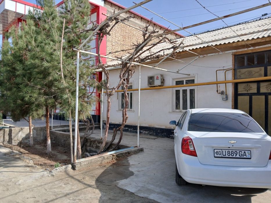 Уй сотилади,6 сотих