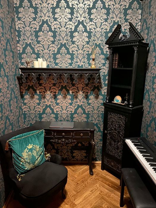 Montaj de tapet si baghete de polistiren