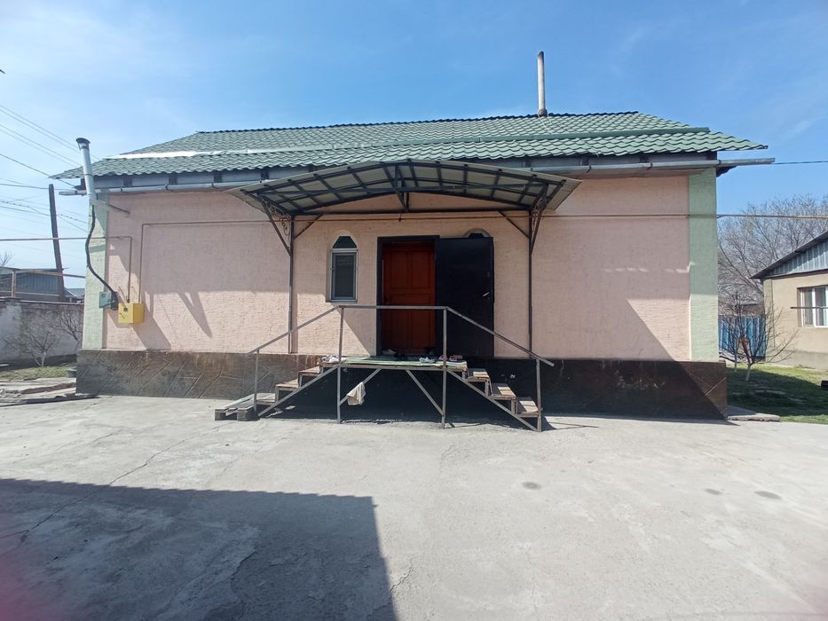 Продаётся участок с домом!