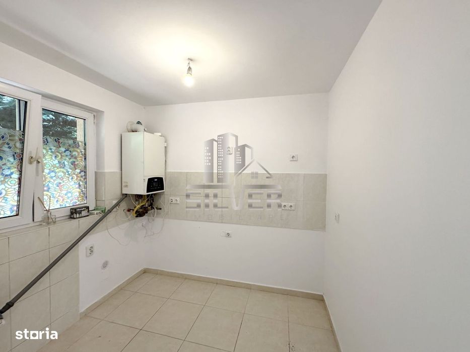 Casa intr-un imobil cu 4 unitati locative/80 mp/zona Somesului.