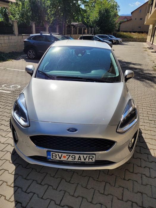 Ford Fiesta impecabila - proprietar
