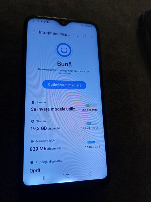 Samsung galaxy  a20e . 32 gb memorie . 3gb ram