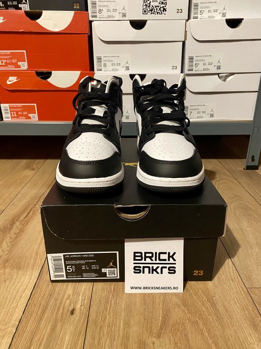 Nike Air Jordan 1 Mid Hologram