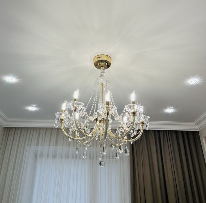 люстра 8-ми рожковая