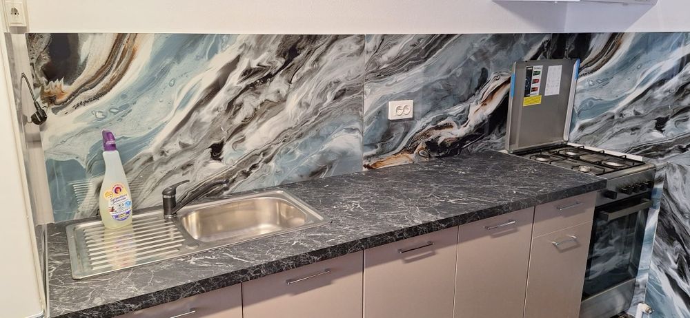 Inchirez o camera la curte