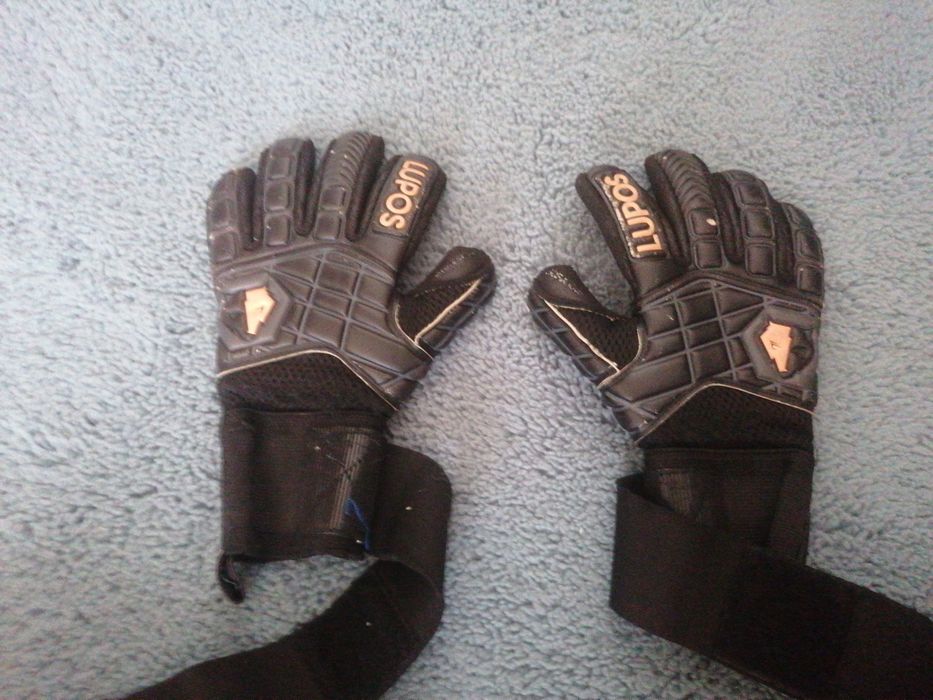 Manusi lupos marimea 6