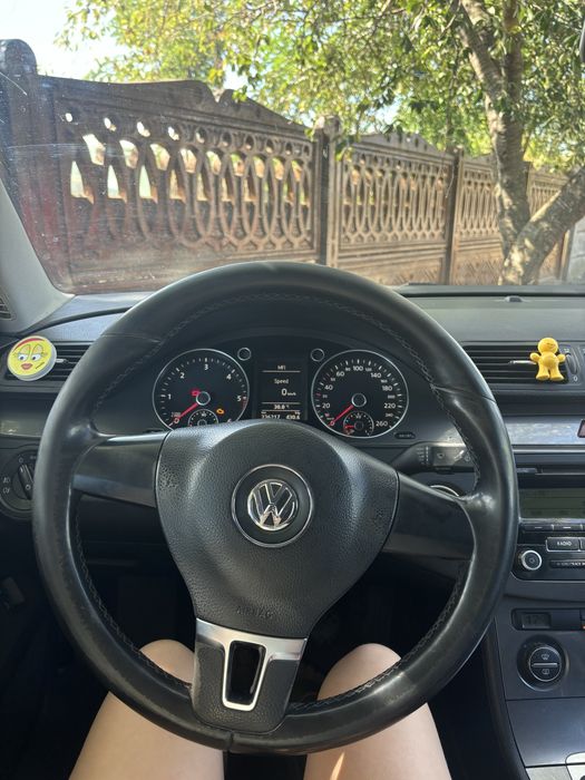 VOLKSWAGEN Passat 2010 — imagine 4