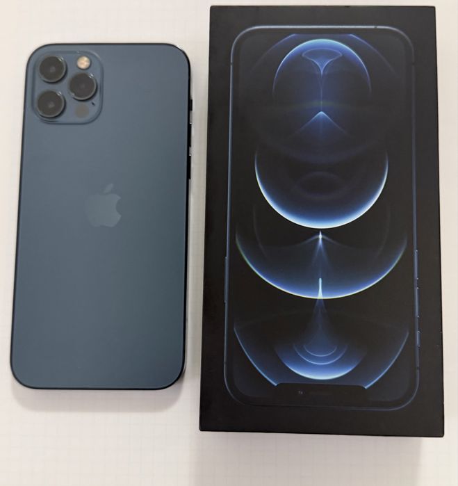 Iphone 12 pro в синем цвете