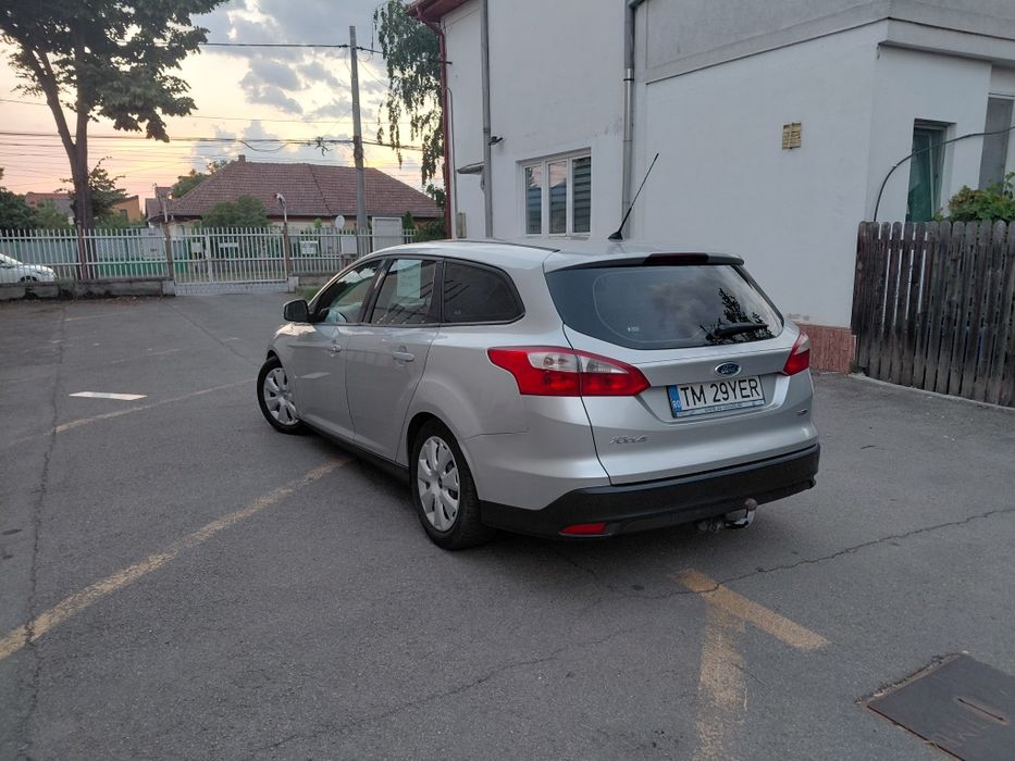 Vînd Ford focus , inmatriculat, an 2013 diesel