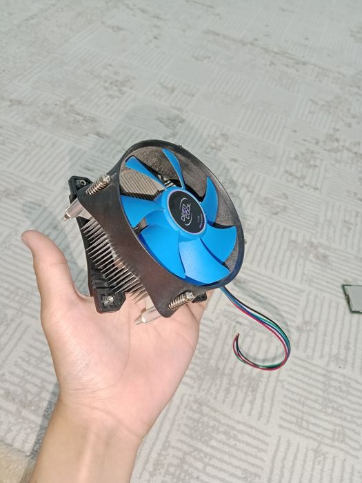 Продам компьютерный комплектующие