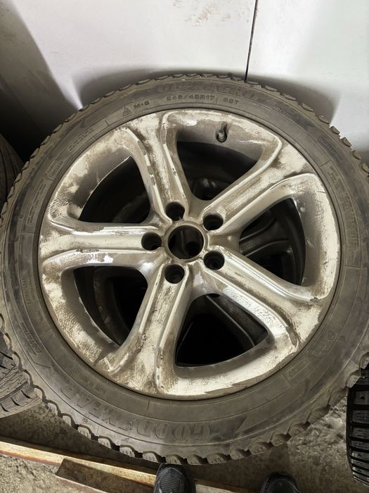 Зимние шины с дисками 45/45 r17
