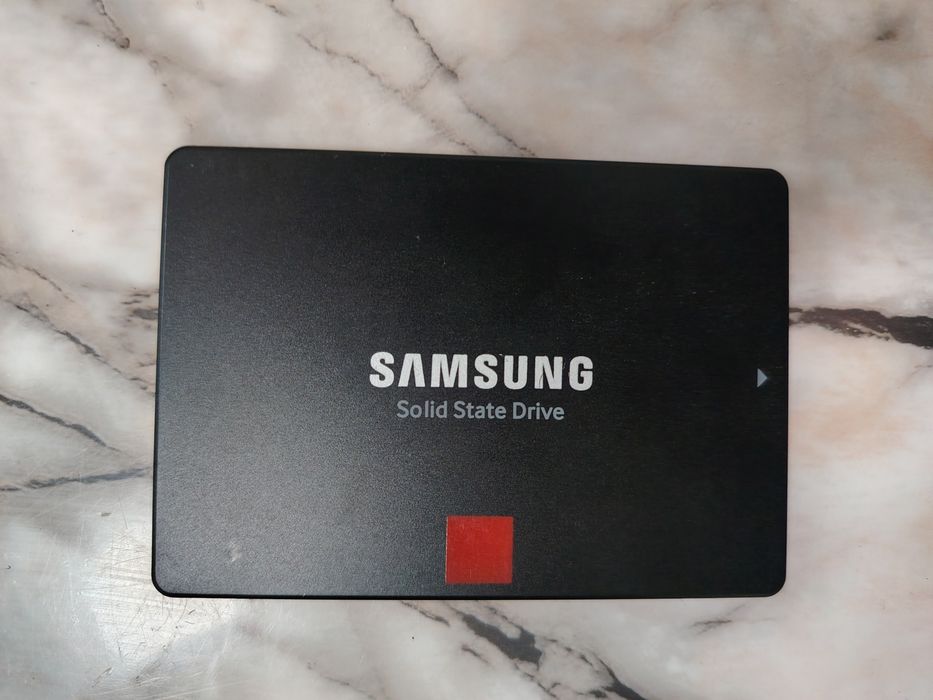 Диск Samsung 860 PRO, 1000 GB, 1 TB SSD SATA III, 2.5"