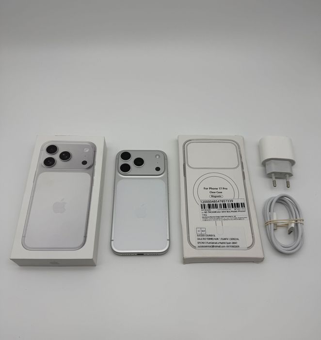 iPhone 17 Pro 256GB Silver / 36 Месеца Гаранция / Като Нов!