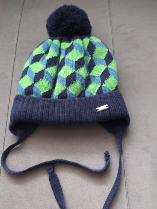 Шапка зимняя ,  детская.