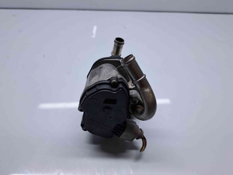 Supapa EGR  Volkswagen Golf 7 (5G) [Fabr 2014-prezent] 04L131501R 1.6