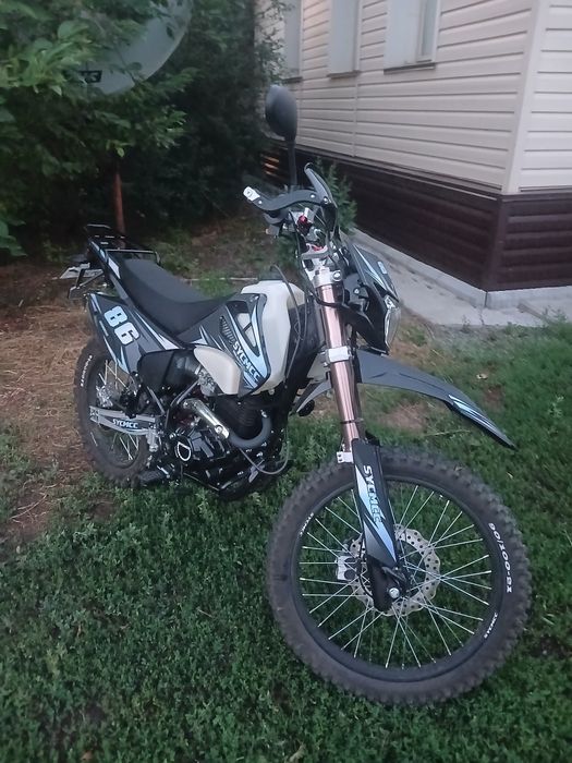 Продам мотоцикл sycmcc 300