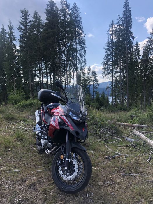Benelli TRK502X 2020 cu multe dotari extra