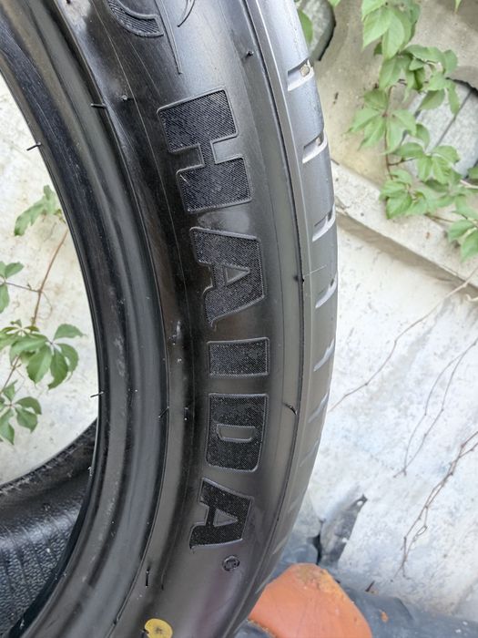 Продам  шины  летние  на 17 диски.