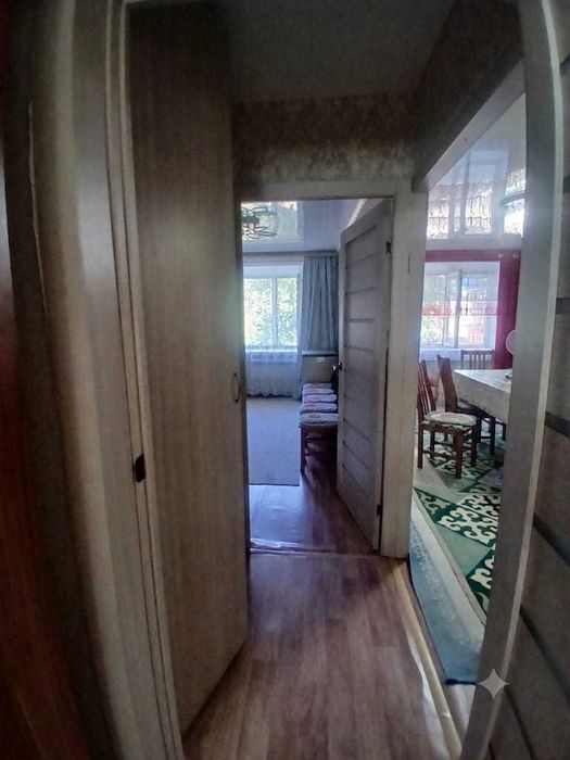 3х ком .квартира Парковая 60