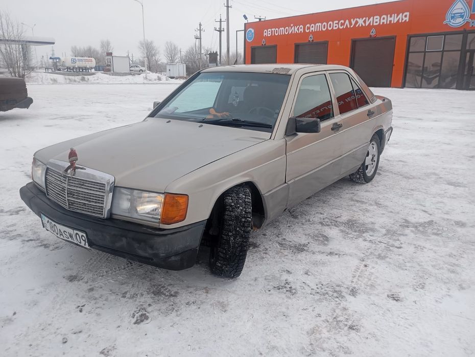 Мерседес 190 автомат 2л