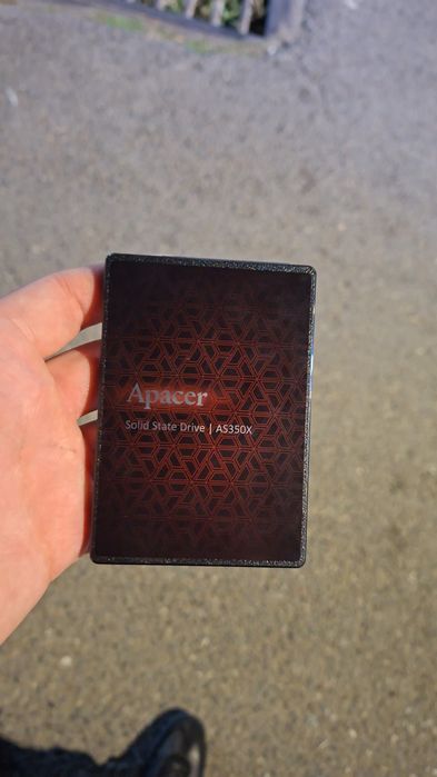 Продам SSD диск в хорошом состоянии