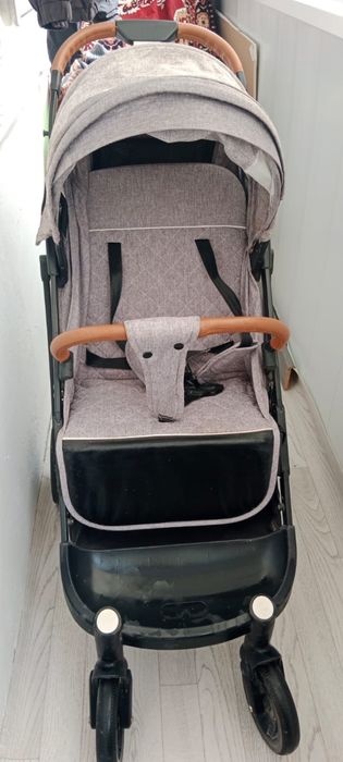 Продам Коляску б/у в норм состоянии