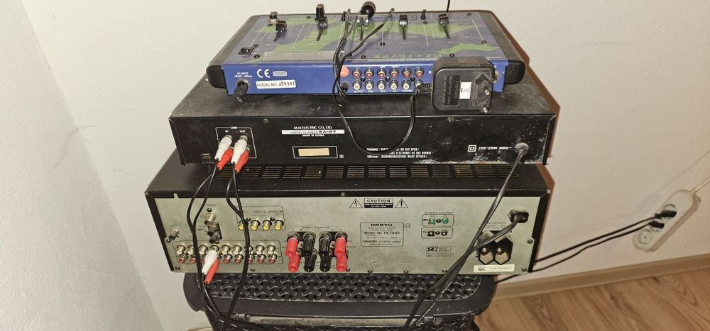 VAND  statie Onkyo-Akay-MC.Crypt