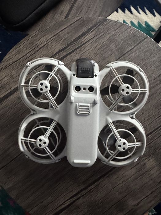 Drona DJI Neo, 4K30, 12MP control de pe telefon