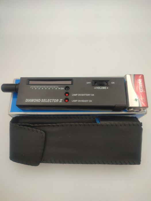 Електронен тестер за диаманти, скъпоценни камъни и бижута