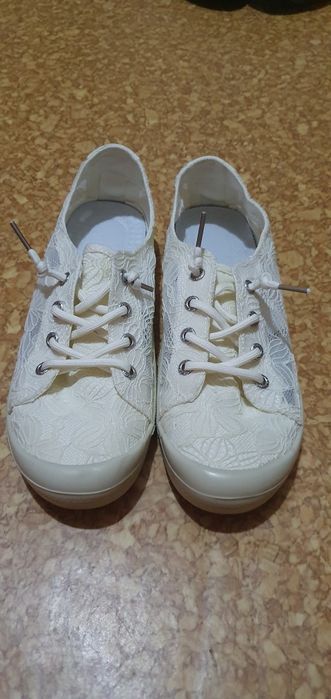 Обувь, кросовки.