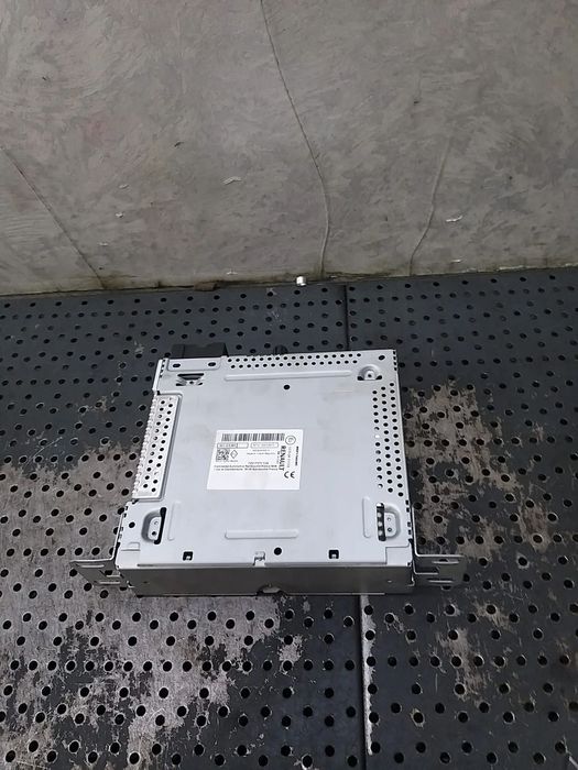 Unitate radio navigatie gps renault captur j5 h5 281151536r a2c94304510