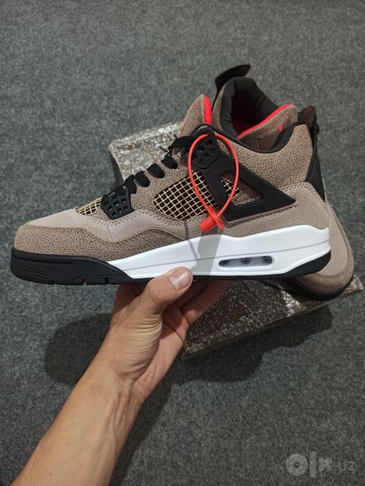 Air Jordan 4 "Taupe Haze" / Xitoydan kelgan / Razmer: 42.5 (9 US)