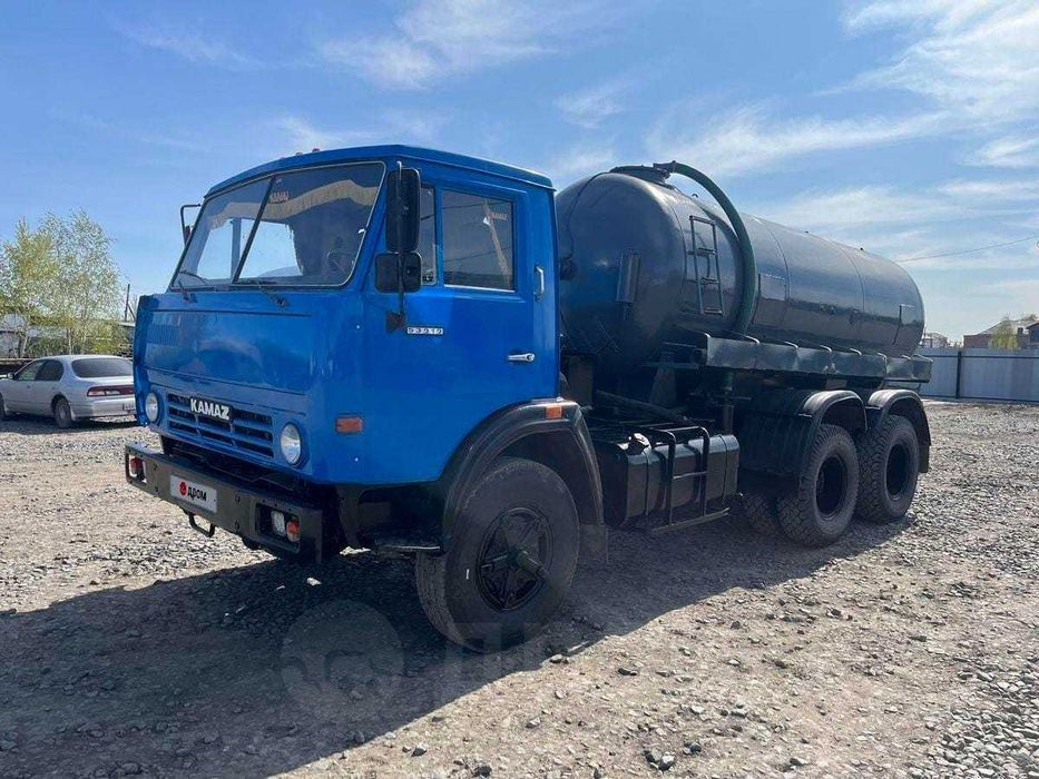 Откачка септика HOWO до 25 куб