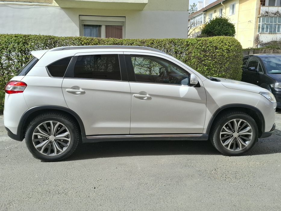 Vand peugeot 4008