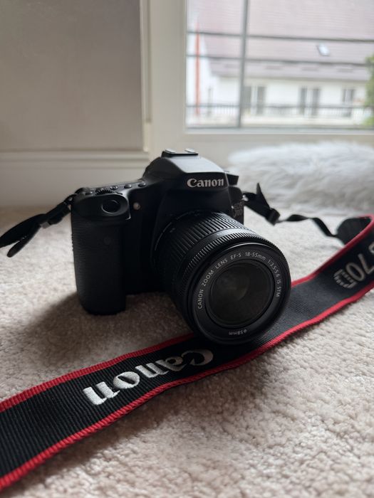 Aparat foto- Canon EOS 70D