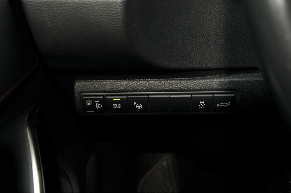 Toyota Corolla 1.8 Hybrid 11/2021 tva deductibil