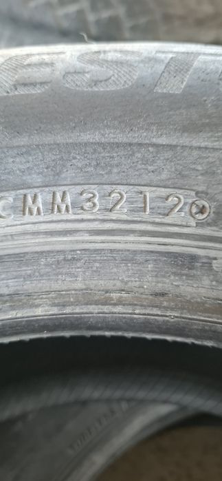 Шины 2шт 215 60 R16 Bridgestone